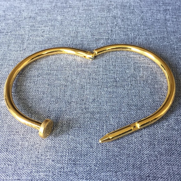 Gold plated screws nail bangle - Picture 3 of 3